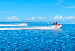Riders having fun on the Jetski-Safari tour